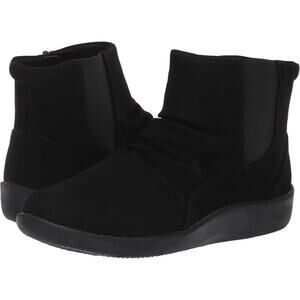 NWT Clarks Women's Sillian Rima Ankle Boot, Black Synthetic-Size 6